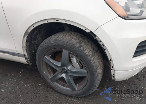 2011 Volkswagen Touareg Vr6 Lux из США, поврежденный, VIN WVGFF9BP0BD004841